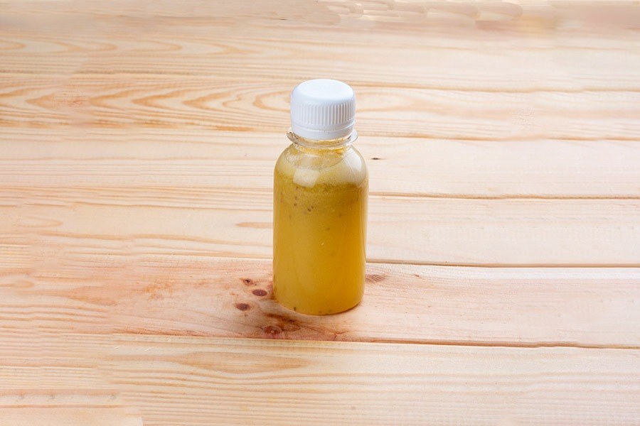 Zweites Frühstück (erste Mahlzeit) Detox-Cocktail mit Spirulina