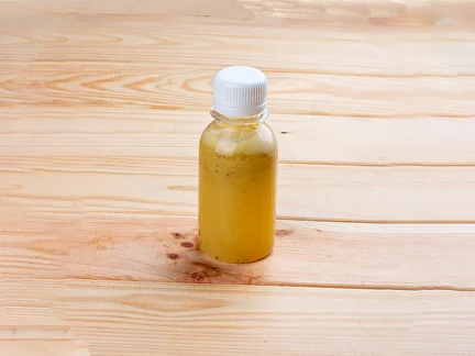 Zweites Frühstück (erste Mahlzeit) Detox-Cocktail mit Chiasamen