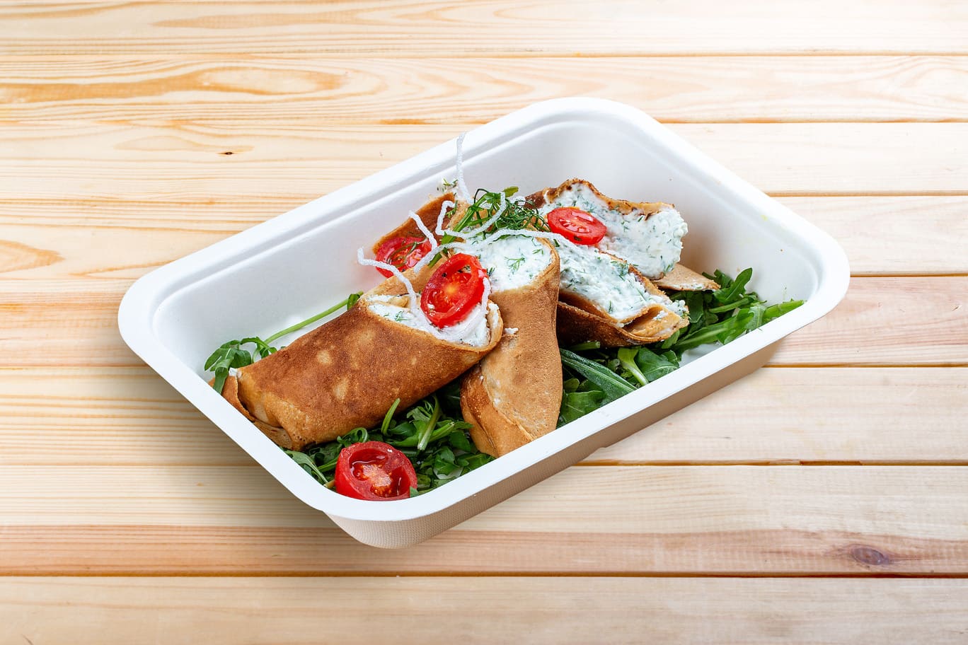 Frühstück Buchweizenpfannkuchen mit Quarkaufstrich