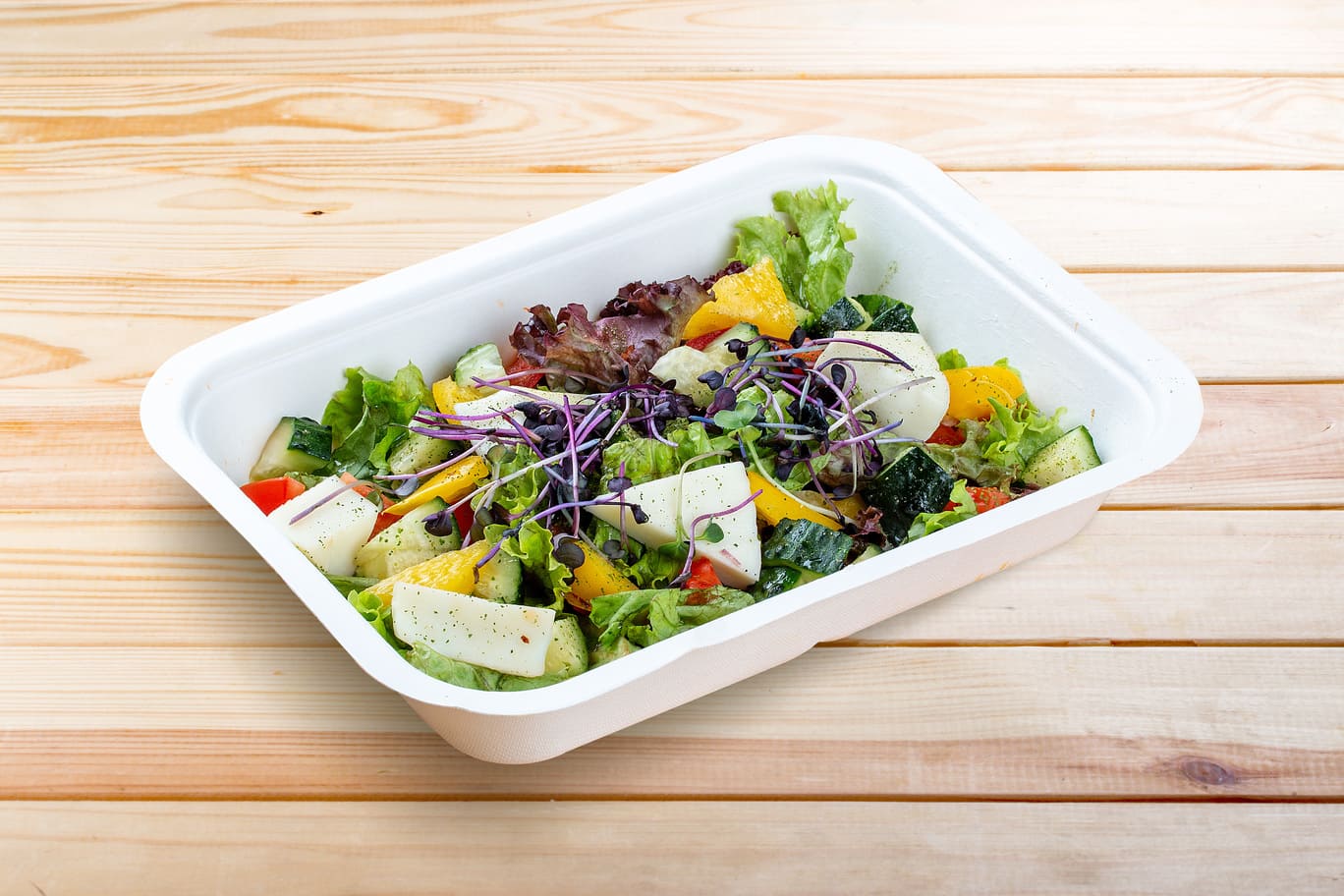 Zweites Frühstück Gemüsesalat mit Budz-Käse