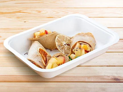 Frühstück Haferflocken mit würzigen Äpfeln und Bauernhonig