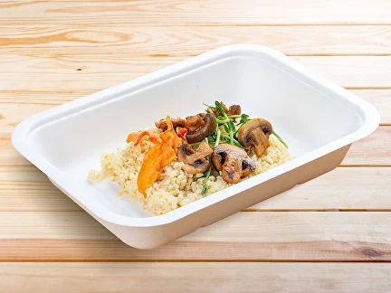 Mittagssnack (zweiter Gang) Bulgur mit Pilzen