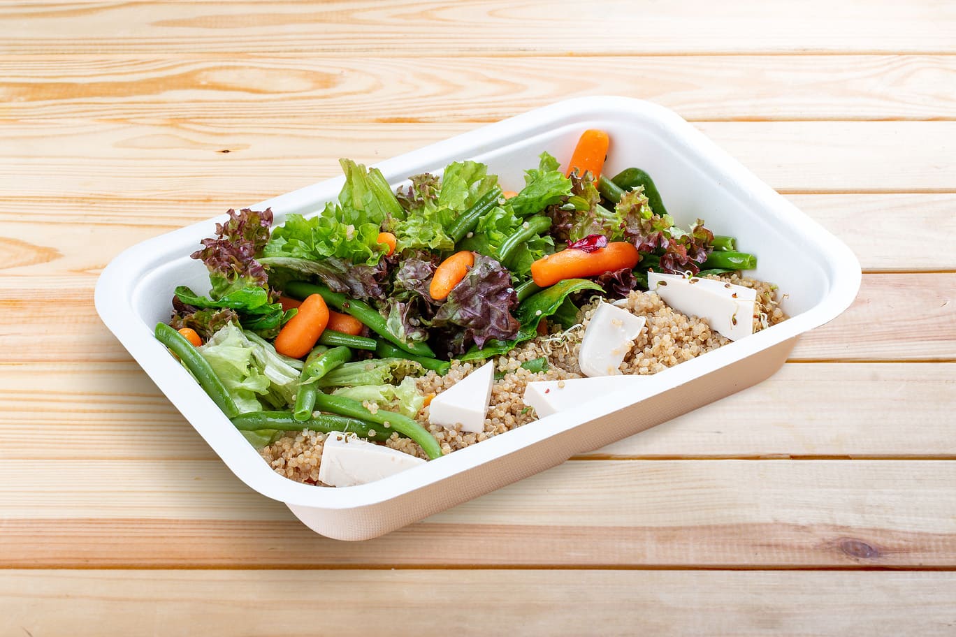 Abendessen Quinoa mit Tofu-Käse