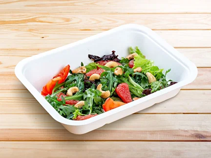 Zweites Frühstück Saftiger Salat mit Grapefruit und Rucola