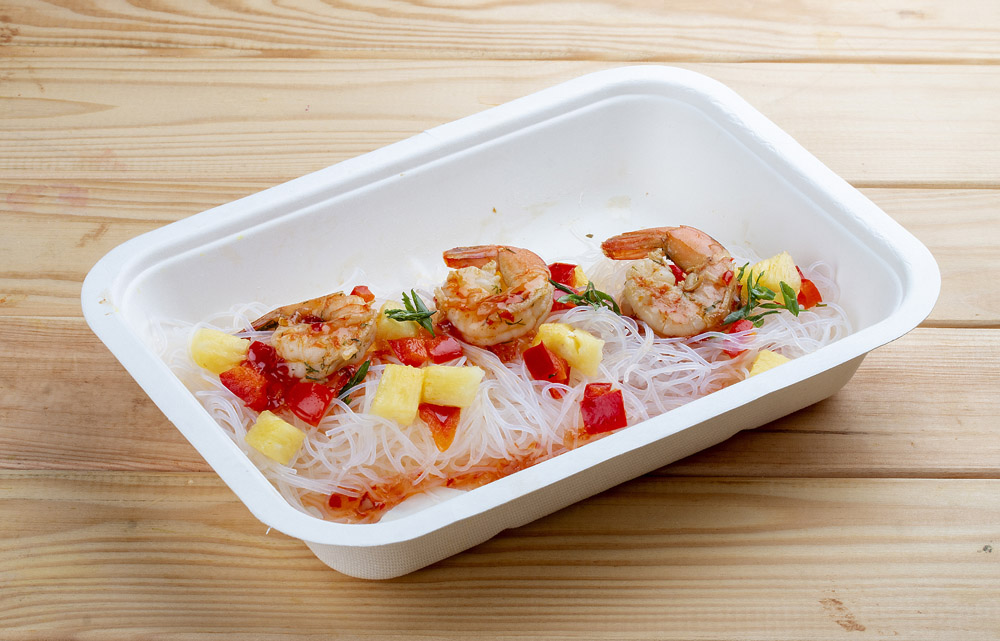 Garnelen mit Ananas, Glasnudeln und Paprika